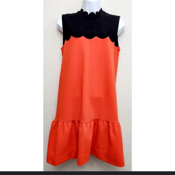 Victoria Beckham For Target Crew Neck Mini Shift Dress. Red with a black scallop - Picture 4 of 10